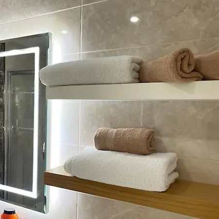 Smf Suites 2+1 Lejlighed *