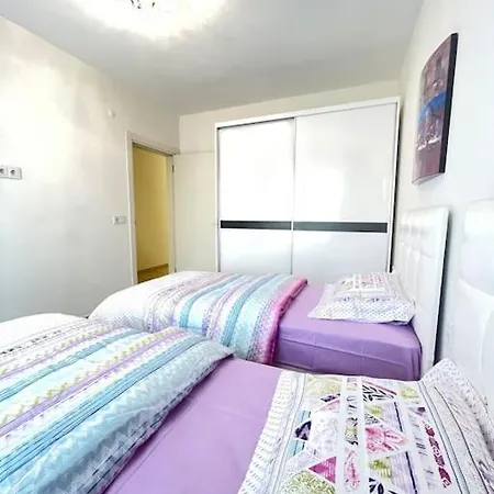 Lejlighed Smf Suites 2+1